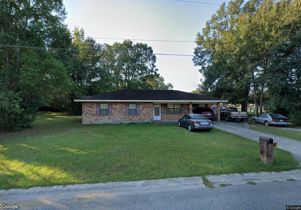902 Clover Cir, Picayune, MS 39466 - photo 1