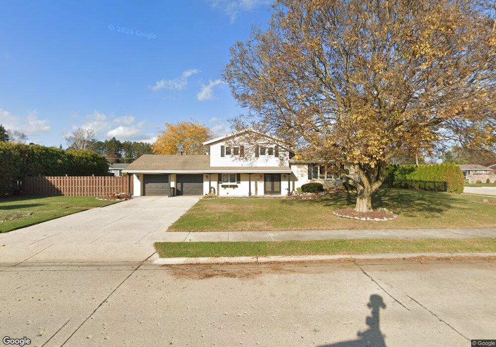 2504 42nd St, Two Rivers, WI 54241 - photo 1