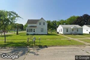 603 Nash St, Aplington, IA 50604