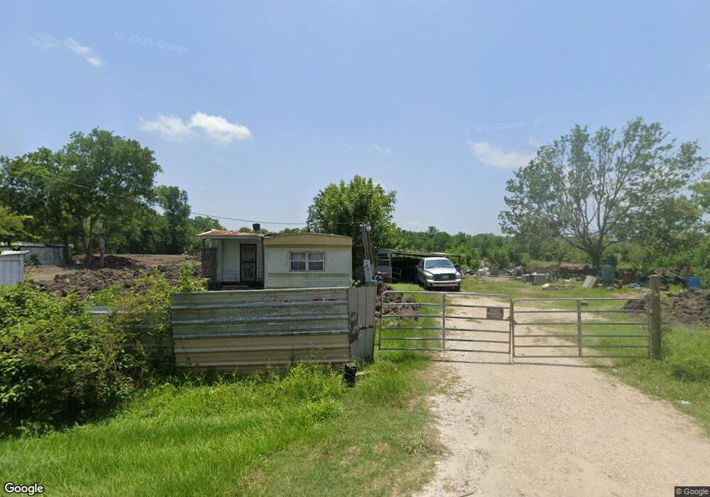 18011 Smith Rd, Alvin, TX 77511 - photo 1