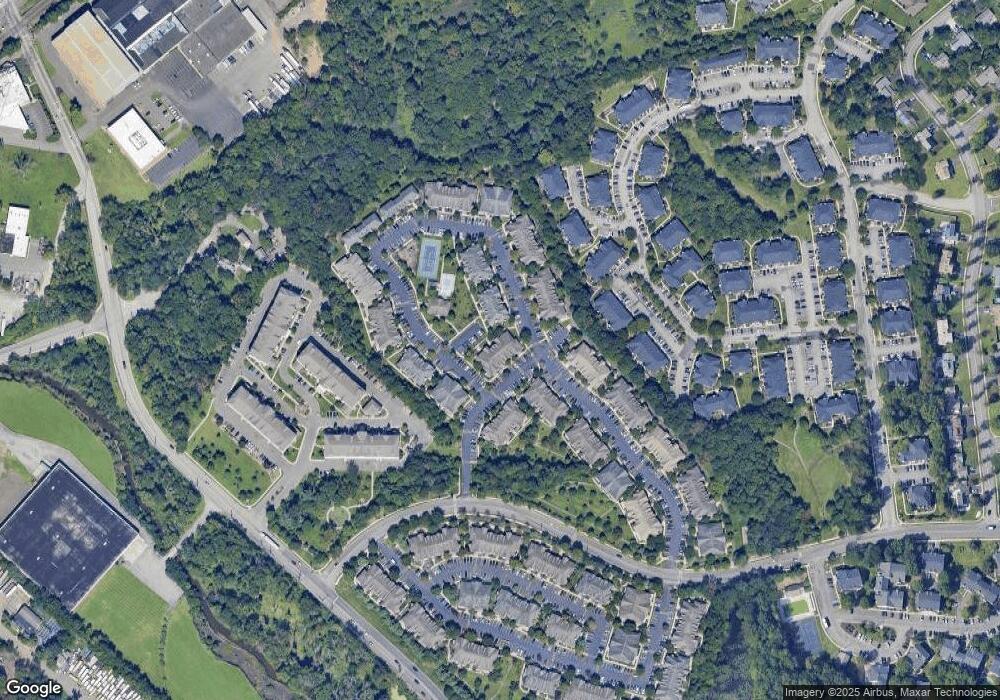 190 Sunshine Dr unit 190, Piscataway, NJ 08854 - photo 1