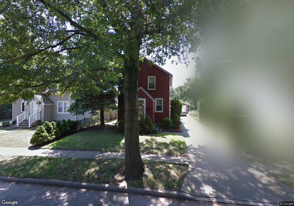 590 Maple St, West Hempstead, NY 11552 - photo 1