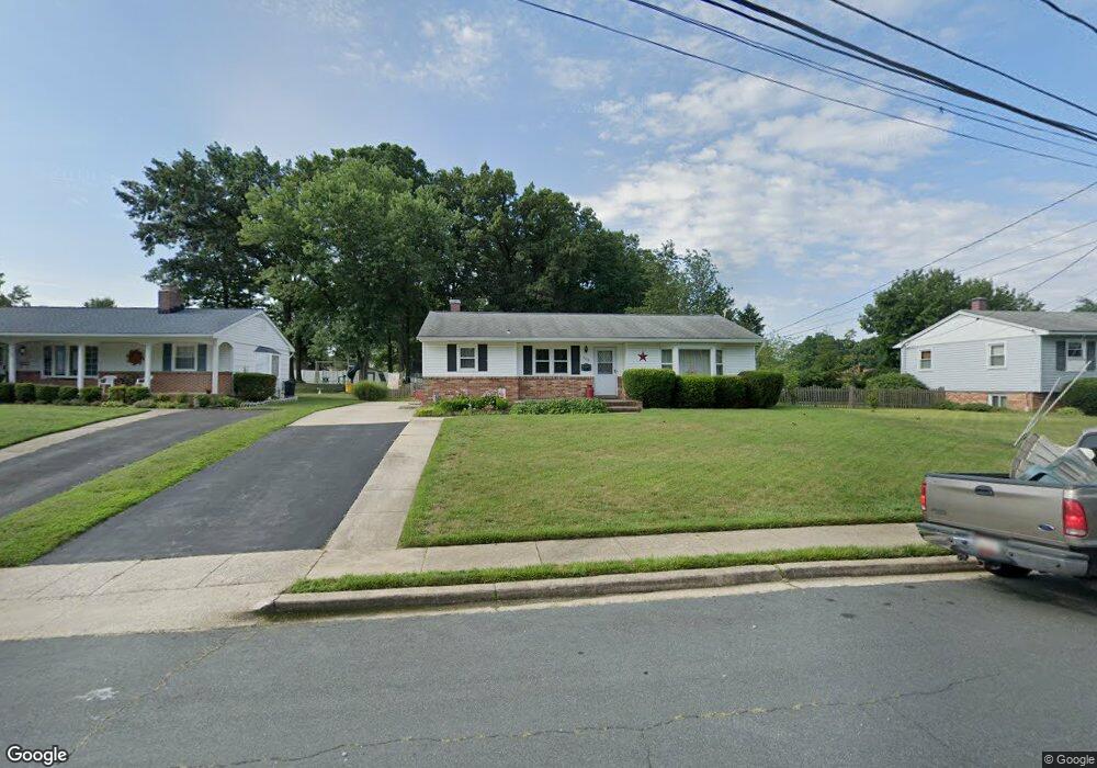 705 W Maple Rd, Linthicum Heights, MD 21090 - photo 1