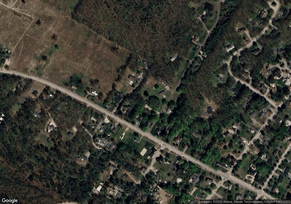 4 Chapman Ln, Kennebunk, ME 04043 - photo 1