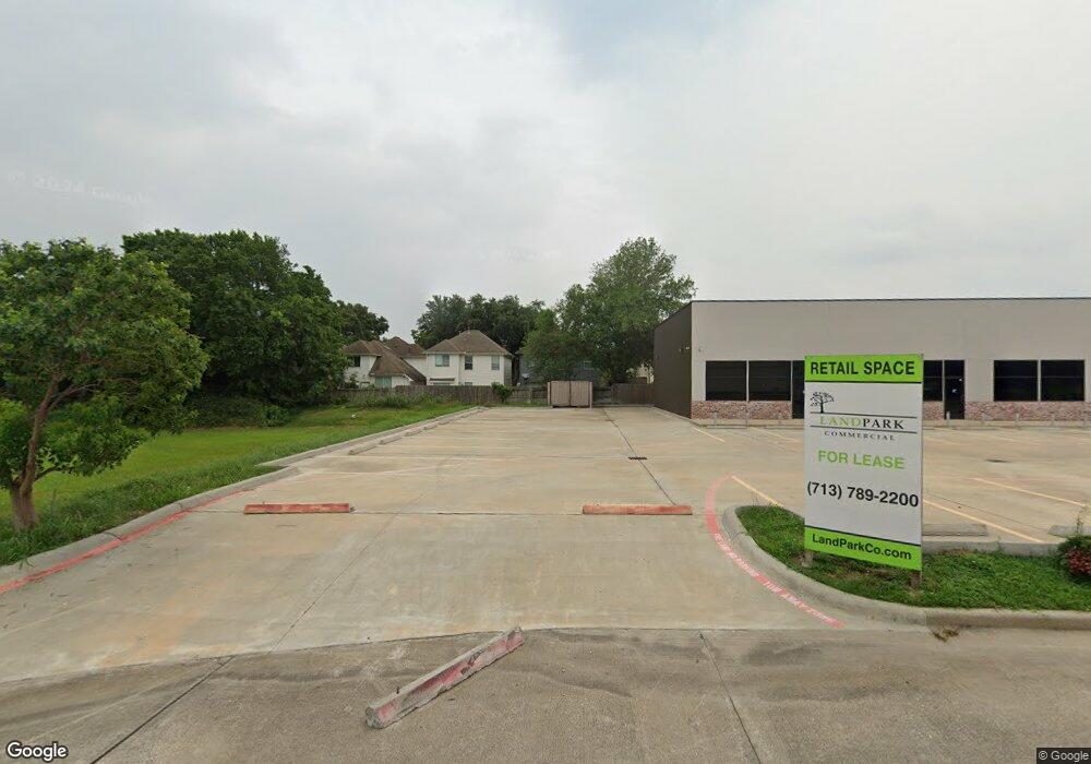 9227 Kingsflower Cir, Houston, TX 77075 - photo 1