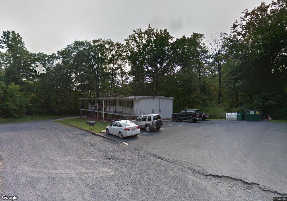 1 Oakwood Dr, Wind Gap, PA 18091 - photo 1