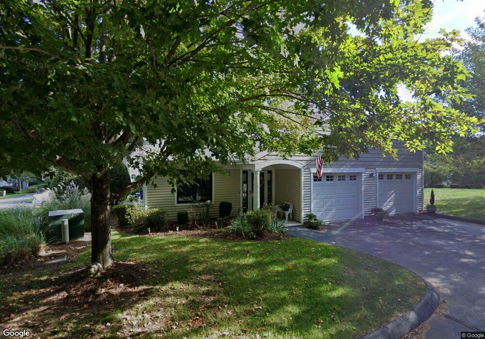 41 Red Cedar Cir, Orange, CT 06477 - photo 1