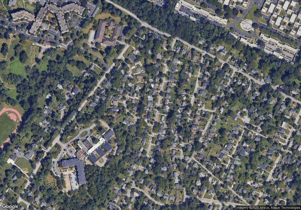 624 Piccadilly Rd, Towson, MD 21204 - photo 1