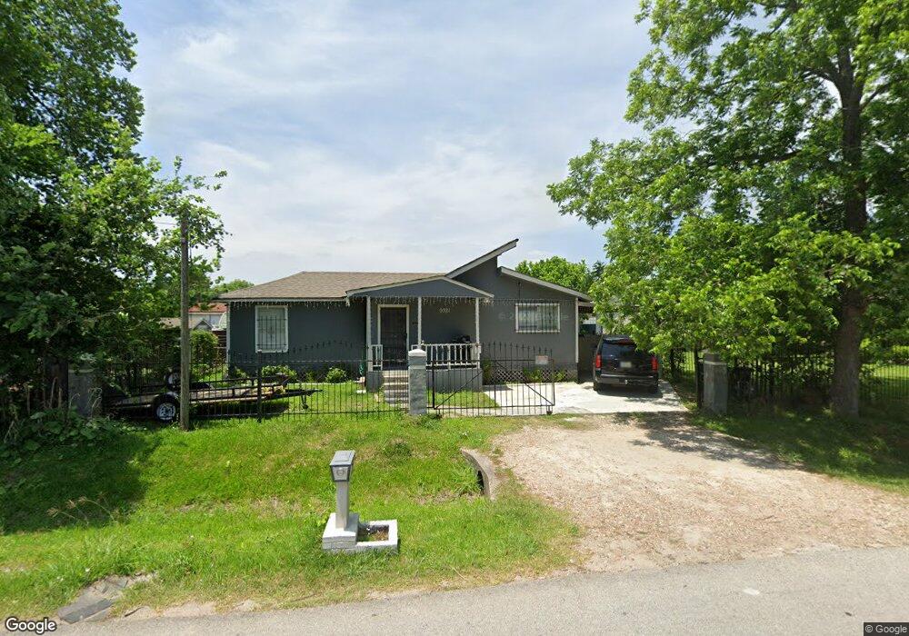 9321 Weedy Ln, Houston, TX 77093 - photo 1