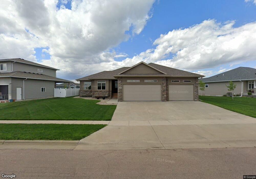 5429 S Woodsedge Trail, Sioux Falls, SD 57108 - photo 1