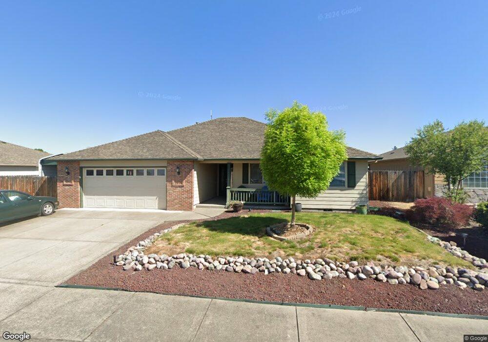 2459 Devonshire Place, Central Point, OR 97502 - photo 1