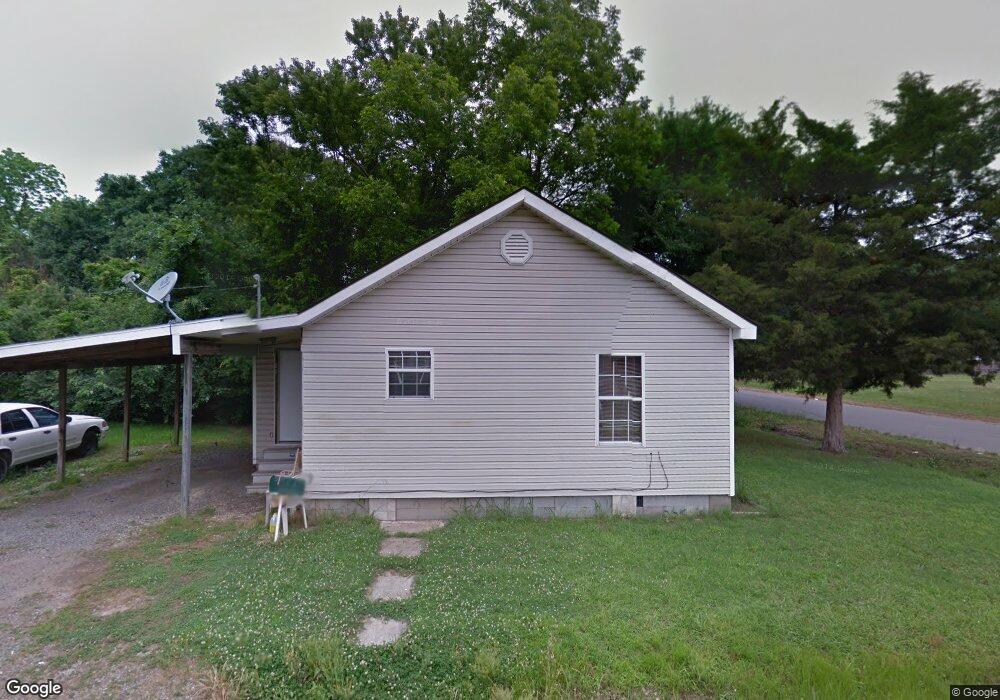 809 E 11th St, Stuttgart, AR 72160 - photo 1