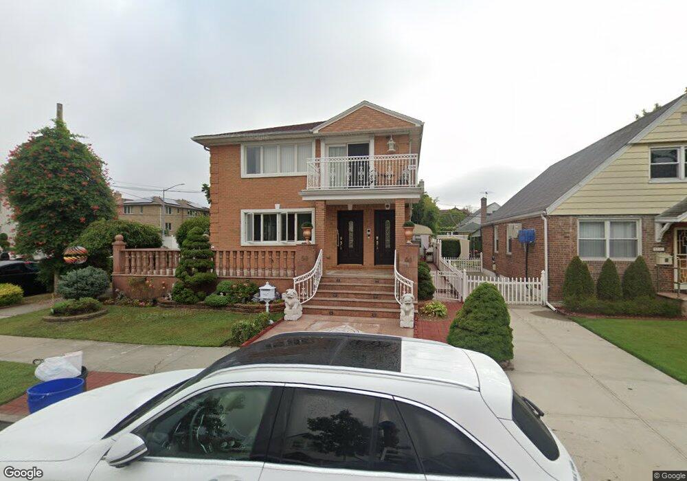 5303 190th St, Fresh Meadows, NY 11365 - photo 1