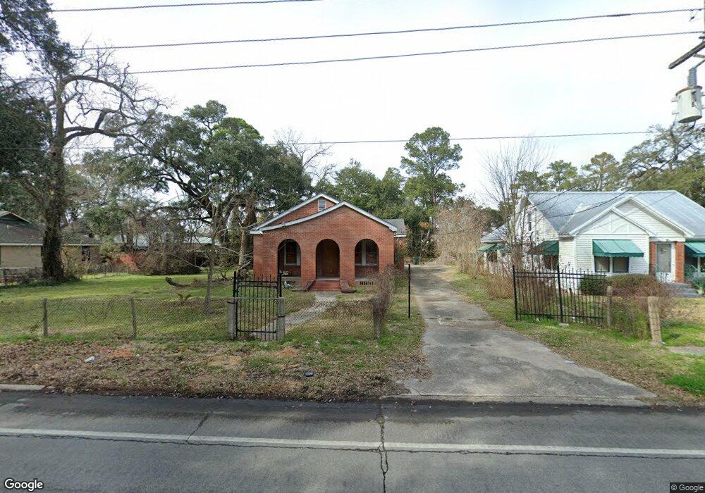 1054 Iberia St, New Iberia, LA 70560 - photo 1