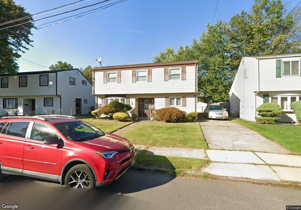 154 Carroll Ave, Woodbridge, NJ 07095 - photo 1