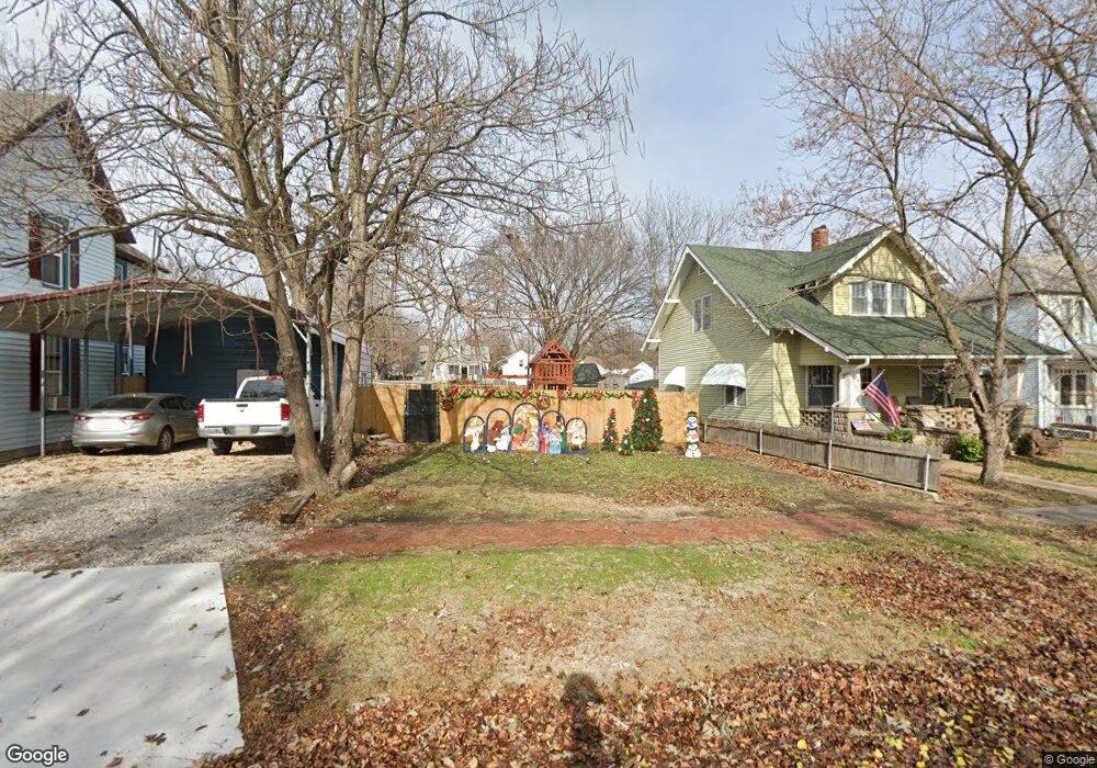 1717 Clark Ave, Parsons, KS 67357 - photo 1