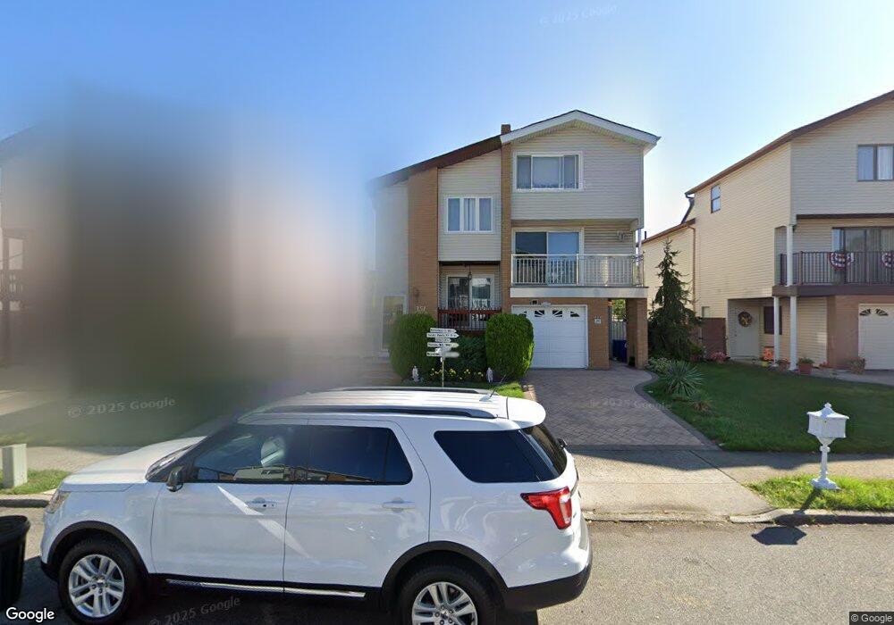 251 Doane Ave, Staten Island, NY 10308 - photo 1