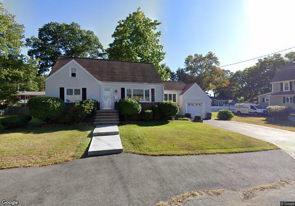 15 Catalpa St, Wakefield, MA 01880 - photo 1