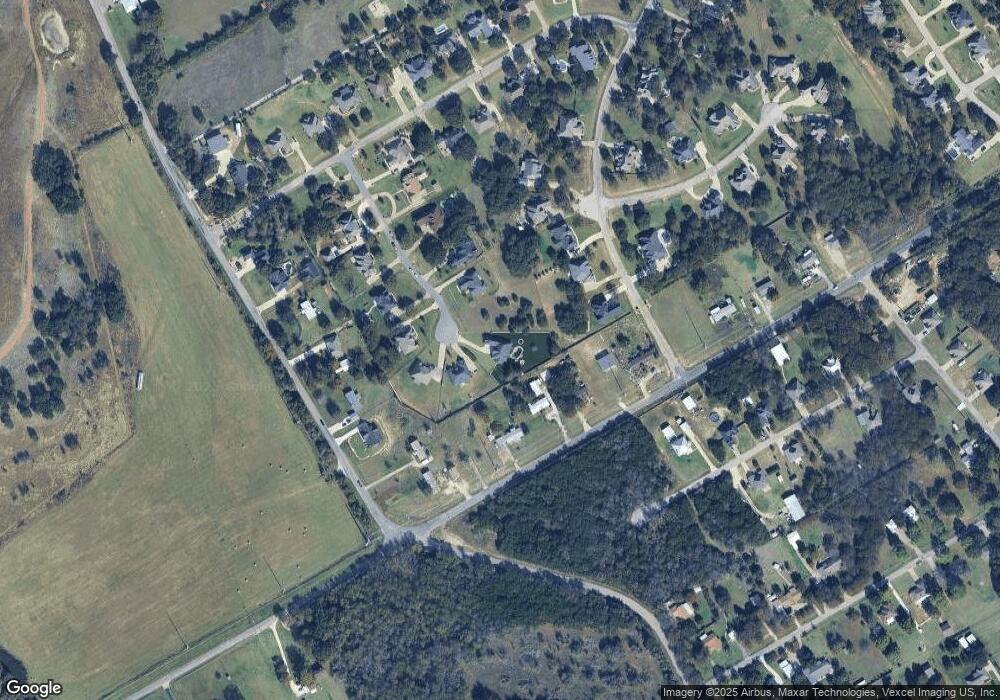 3913 Homestead Ct, Granbury, TX 76049 - photo 1