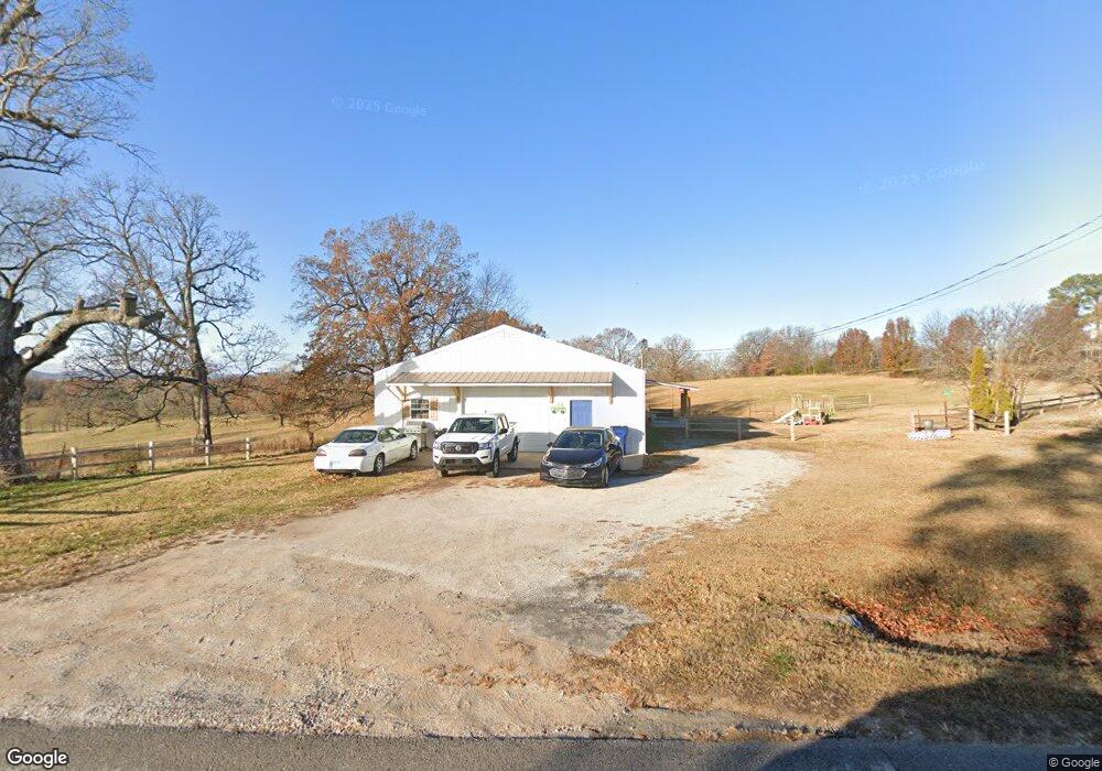 661 Redwood Dr N, Harrison, AR 72601 - photo 1