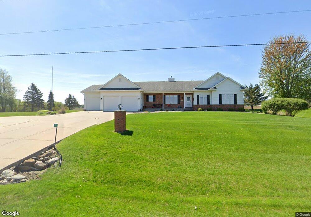 6301 Whalen Rd, Fitchburg, WI 53593 - photo 1