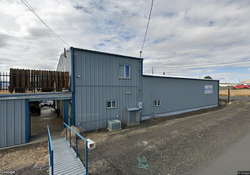 1700 NW 49th St, Pendleton, OR 97801 - photo 1