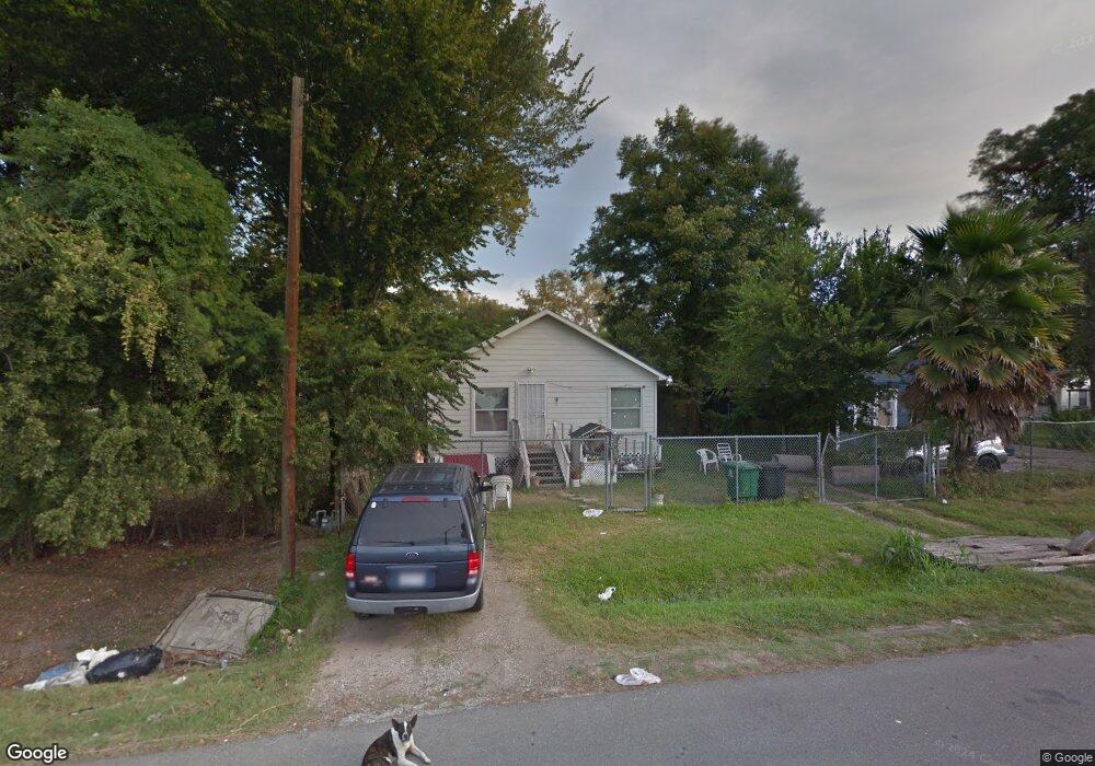 2005 Linder St, Houston, TX 77026 - photo 1