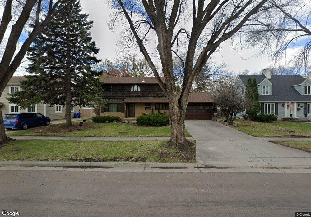 1719 7th St S, Fargo, ND 58103 - photo 1
