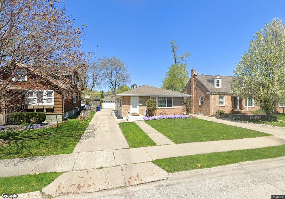 1720 Lucia Ave, Waukegan, IL 60085 - photo 1