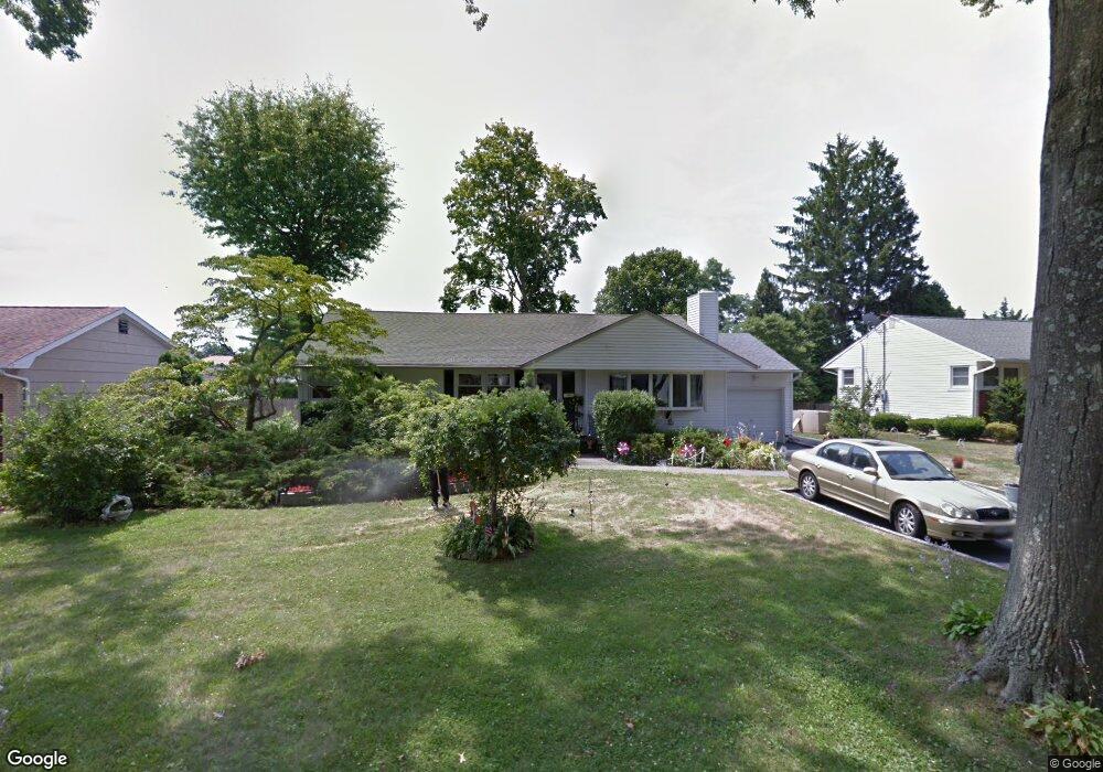 16 Sherman Rd, Glen Cove, NY 11542 - photo 1