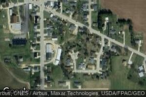 600 Highland Ct, Holy Cross, IA 52053