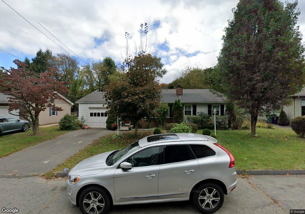 51 Rzasa Dr, Chicopee, MA 01013 - photo 1