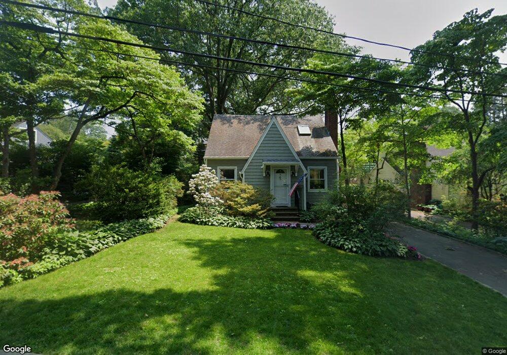 9 Edgewood Ave, Glen Head, NY 11545 - photo 1