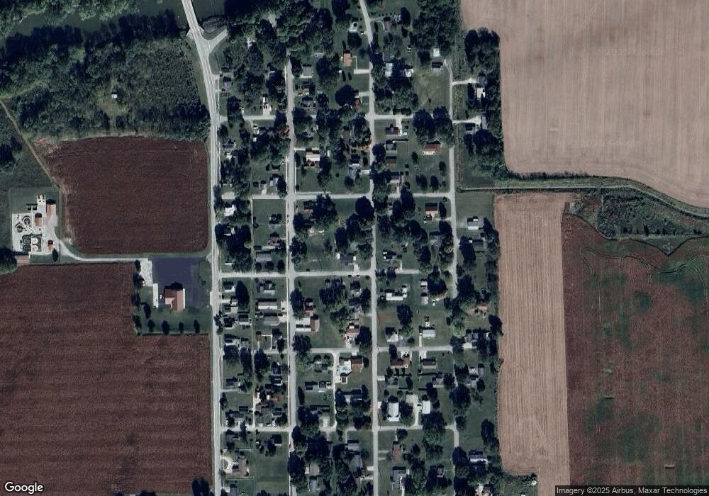 842 N Jackson St, Andrews, IN 46702 - photo 1