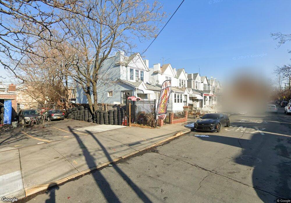 15813 75th Rd, Fresh Meadows, NY 11366 - photo 1