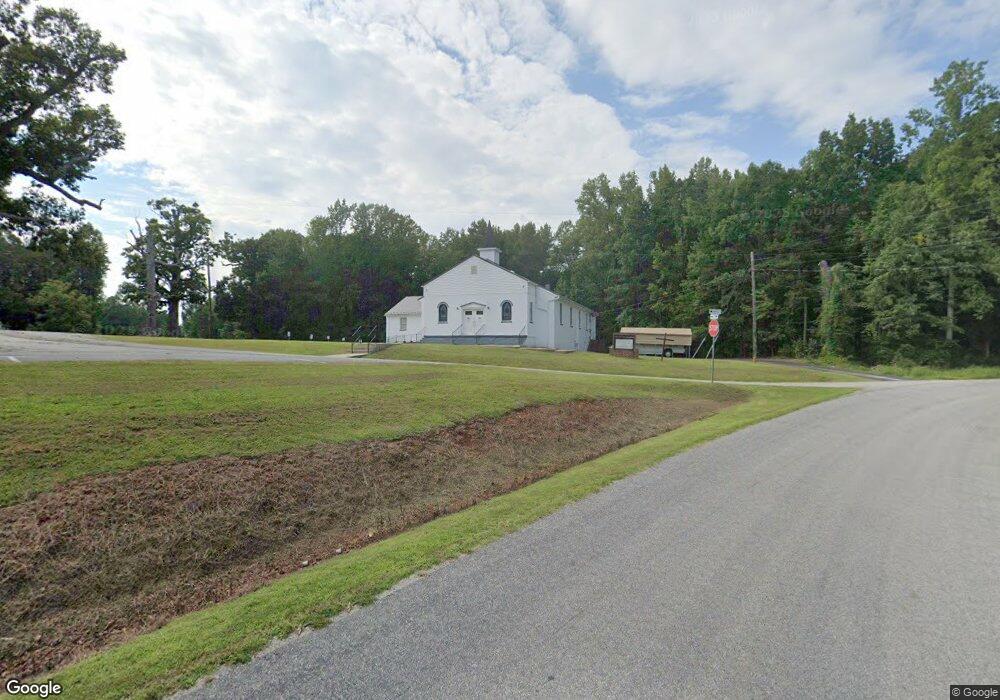 32 New Grove Rd, Kenbridge, VA 23944 - photo 1