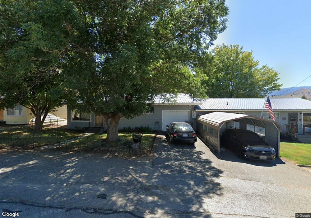 196 2nd St SE, East Wenatchee, WA 98802 - photo 1