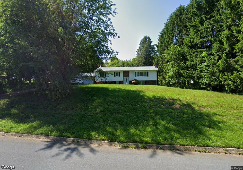 2402 Rochelle Dr, Fallston, MD 21047 - photo 1