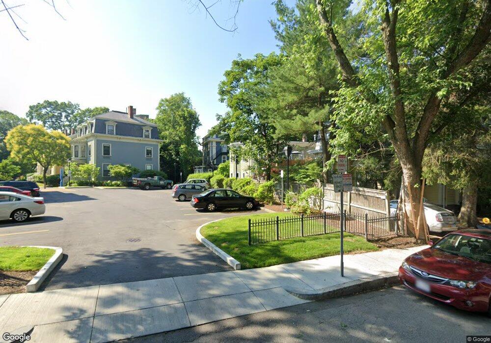 3 Craigie Cir unit 3, Cambridge, MA 02138 - photo 1