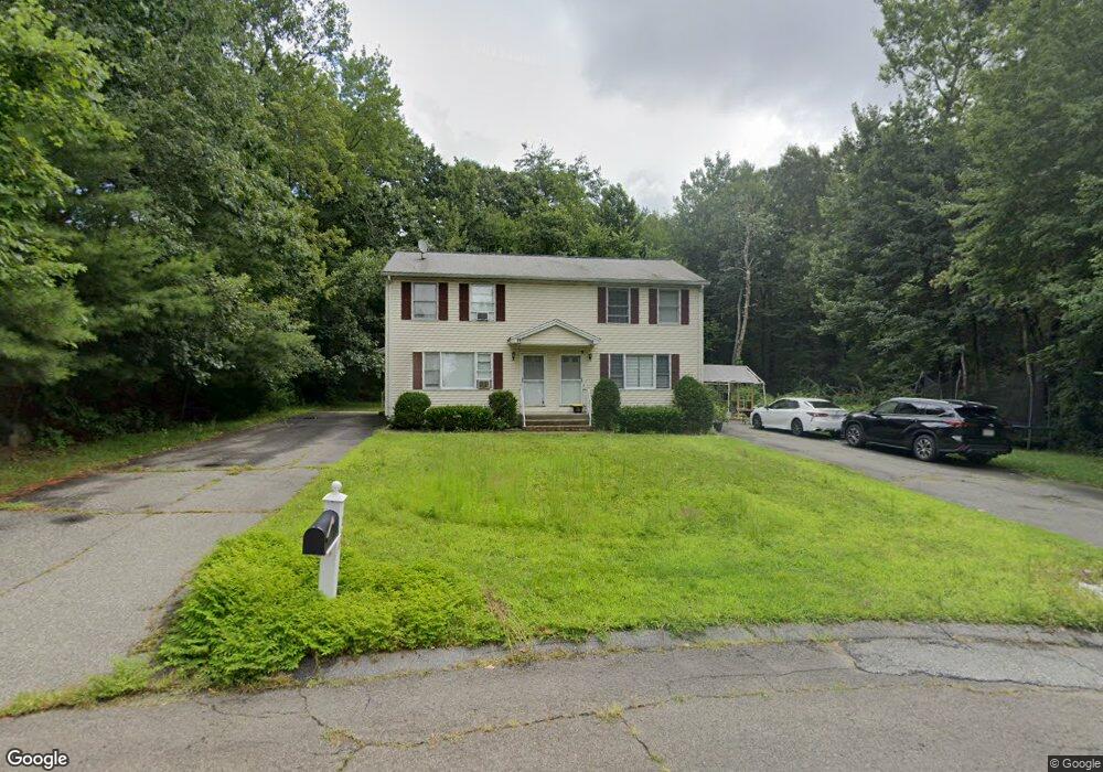 94 Bluebird Cir unit 96, Ludlow, MA 01056 - photo 1