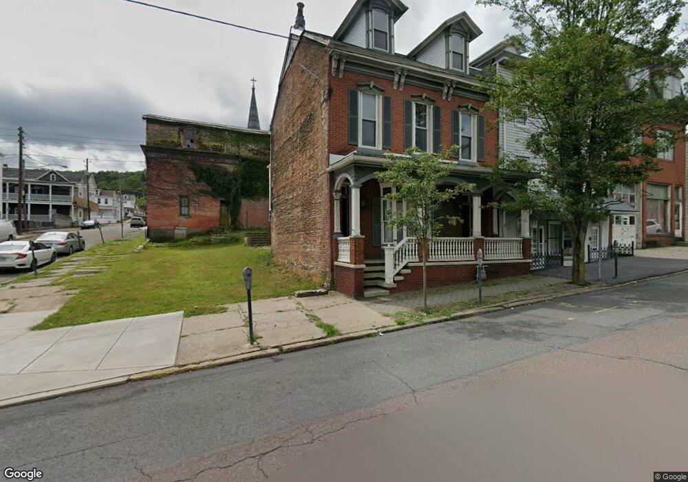 1106 Centre St, Ashland, PA 17921 - photo 1