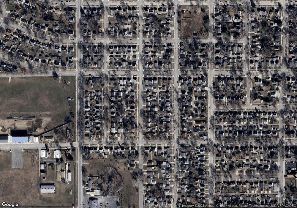 511 10th St SW, Austin, MN 55912 - photo 1