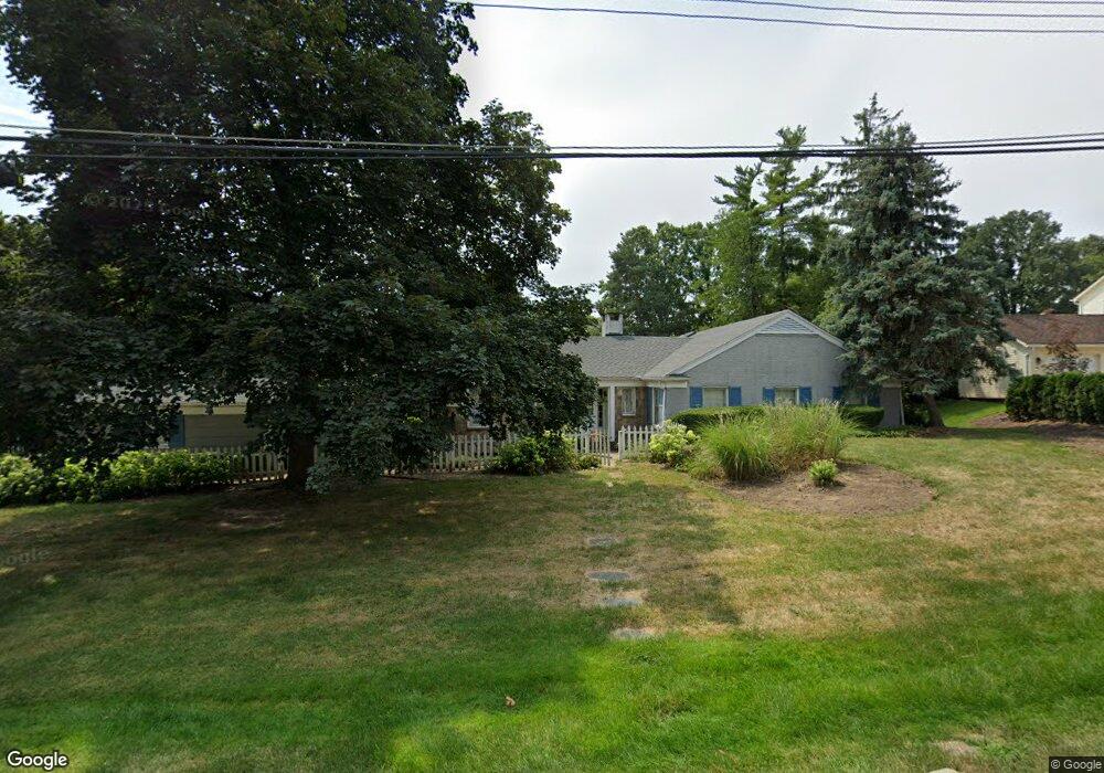 6570 Red Maple Ln, Bloomfield Hills, MI 48301 - photo 1