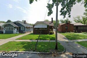 4 West Dr, Decatur, IL 62526
