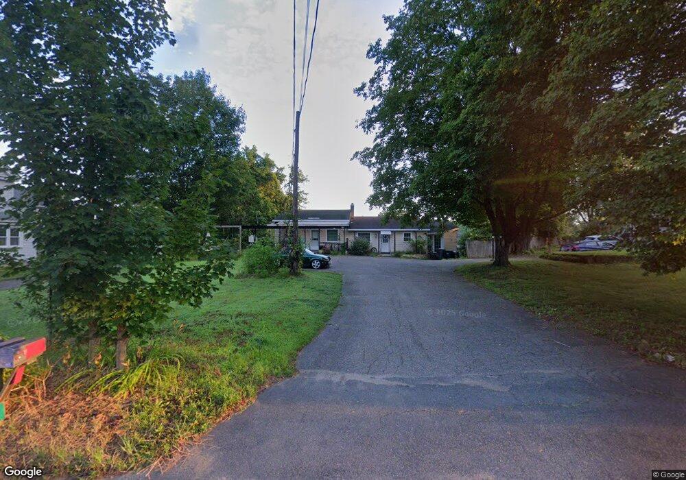 489 Mapleton Ave, Suffield, CT 06078 - photo 1