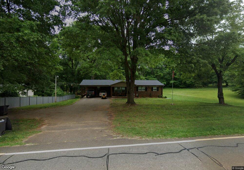 330 S Greenbriar Rd, Statesville, NC 28625 - photo 1