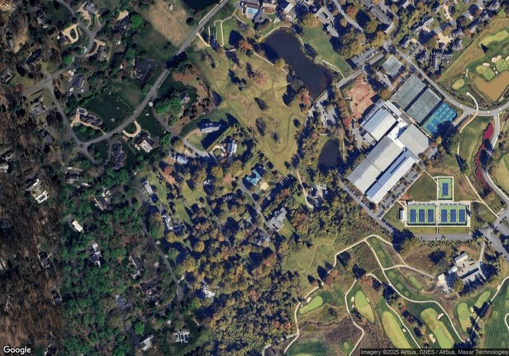 225 Wellington Dr, Charlottesville, VA 22903 - photo 1