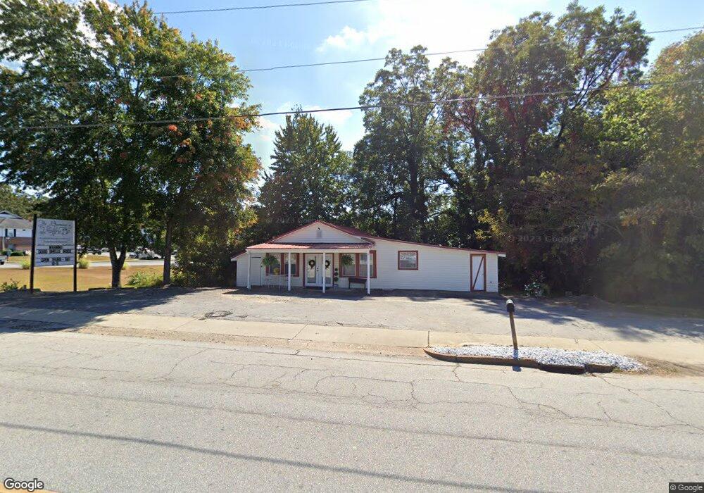 912 E Main St, Walhalla, SC 29691 - photo 1