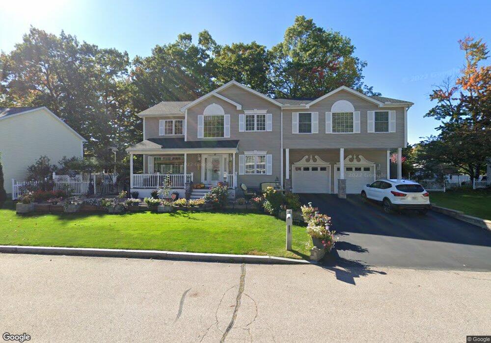 225 Stanton St, Manchester, NH 03103 - photo 1