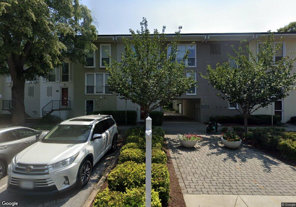 732 3rd St SW unit 205, Washington, DC 20024 - photo 1